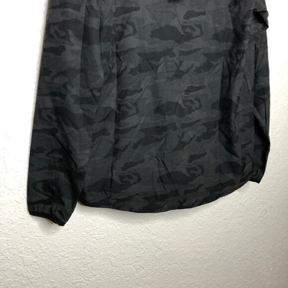 Vuori Outdoor Trainer Shell black gray camo zip front hooded jacket size Small - Picture 14 of 16